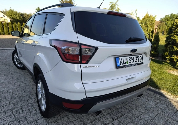 Ford Escape cena 63900 przebieg: 101000, rok produkcji 2018 z Barlinek małe 79